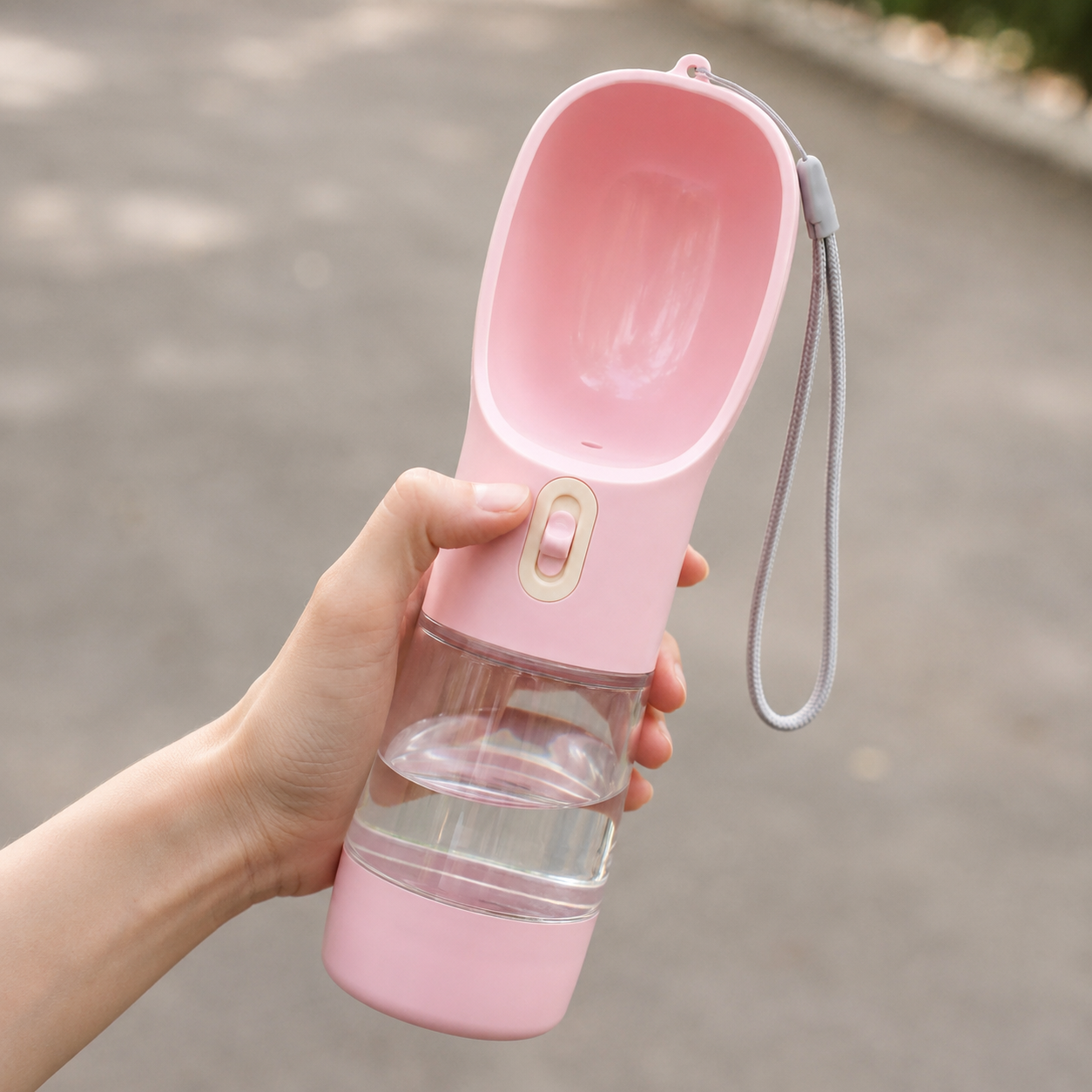 Tragbare Hundetrinkflasche